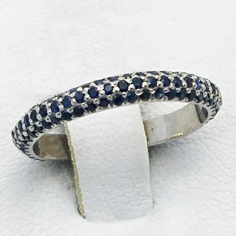 Alliance Pavée De Saphirs Bleus Pour Femme En Or 12 Alliance Pavée De Saphirs Bleus Pour Femme En Or – Image 10