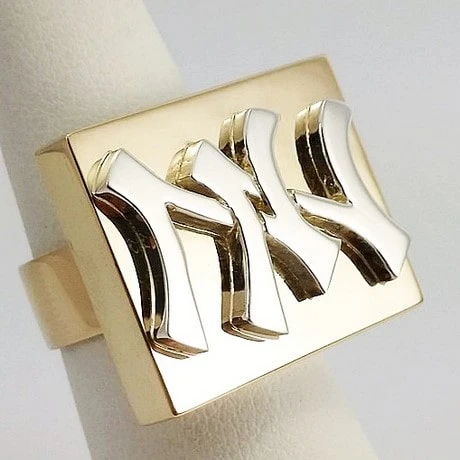 Bague De Rappeur Avec Initiales 3 Bague De Rappeur Avec Initiales