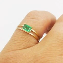 Bague Émeraude Moderne 20 Bague Émeraude Moderne -Vivalatina Boutiqe Bague emeraude or jaune 18 carats 3