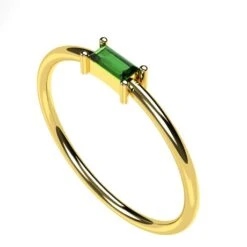 Bague Fine En Or Avec Émeraude En Baguette -Vivalatina Boutiqe Bague emeraude solitaire 12