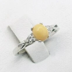 Bague De Fiançailles Opale -Vivalatina Boutiqe Bague fiancailles opale blanche 3