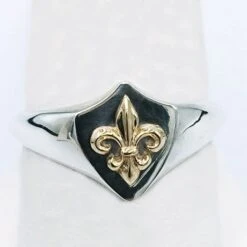 Chevalière Fleur De Lys 29 Chevalière Fleur De Lys -Vivalatina Boutiqe Bague fleur de Lys 1
