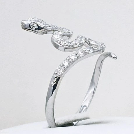 Bague Serpent En Or Et Diamant Pour Femme 15 Bague Serpent En Or Et Diamant Pour Femme – Image 13