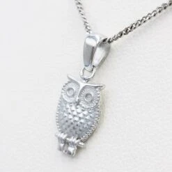 Collier Pendentif Chouette En Or -Vivalatina Boutiqe Collier chouette or 3