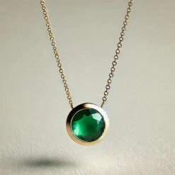 Collier Émeraude