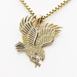 Devant -Vivalatina Boutiqe Collier pendentif aigle or 2