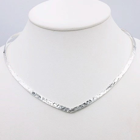 Collier Rigide En Argent 3 Collier Rigide En Argent