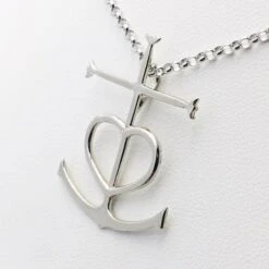 Croix Camarguaise En Or 18 Carats -Vivalatina Boutiqe Croix camarguaise or blanc 2