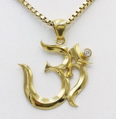 Pendentif OM En Or 4 Pendentif OM En Or – Image 2