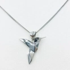 Collier & Pendentif Colibri En Or -Vivalatina Boutiqe Pendentif colibri or 4