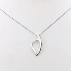 Pendentif Corse En Or 18 Carats -Vivalatina Boutiqe Pendentif corse or blanc 18k 4