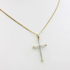 Pendentif Croix Ronde Pour Homme En Argent 14 Pendentif Croix Ronde Pour Homme En Argent -Vivalatina Boutiqe Pendentif croix argent homme 4