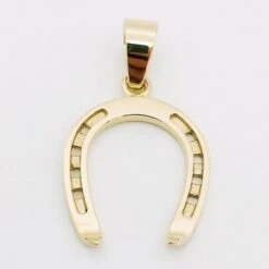 Pendentif Fer à Cheval En Or 18 Pendentif Fer à Cheval En Or -Vivalatina Boutiqe Pendentif fer cheval or jaune 3