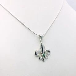 Pendentif Fleur De Lys Argent 12 Pendentif Fleur De Lys Argent -Vivalatina Boutiqe Pendentif fleur de lys argent 4