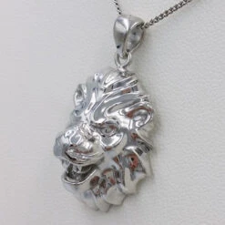 Pendentif Tête De Lion -Vivalatina Boutiqe Pendentif tete lion or 4