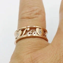 Bague 2 Ou 3 Prénoms Personnalisables En Or Et Diamants -Vivalatina Boutiqe bague prenom or rose 18k 2 min