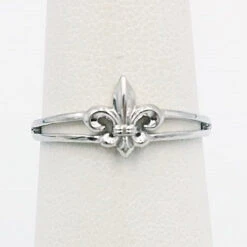 Bague Fleur De Lys Pour Femme -Vivalatina Boutiqe baguefleurdelysfemmeorblanc18carats 1