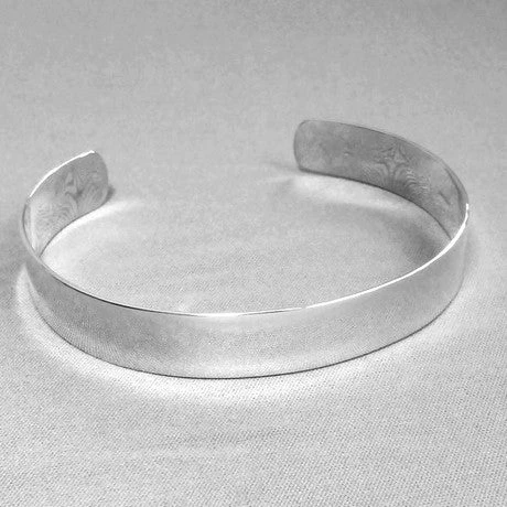 Bracelet De Bras Lisse En Argent Pour Femme 6 Bracelet De Bras Lisse En Argent Pour Femme – Image 4
