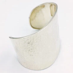 Bracelet Manchette En Argent 18 Bracelet Manchette En Argent -Vivalatina Boutiqe bracelet manchette large en argent martele 3