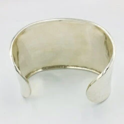 Bracelet Manchette En Argent 19 Bracelet Manchette En Argent -Vivalatina Boutiqe bracelet manchette large en argent martele 4