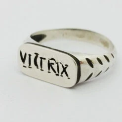 Chevalière Romaine Pour Homme Antique -Vivalatina Boutiqe chevaliere antique or blanc 18 carats 1 Copy