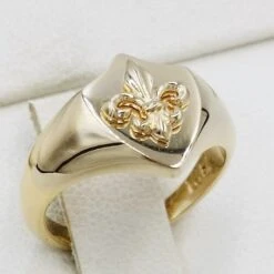 Chevalière Fleur De Lys 27 Chevalière Fleur De Lys -Vivalatina Boutiqe chevaliere fleur lys or 1 min