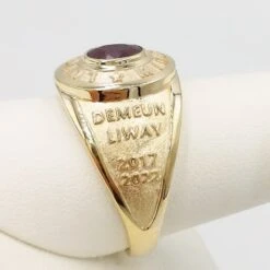 Chevalière Universitaire Sur-Mesure -Vivalatina Boutiqe chevaliere universitaire en or 1