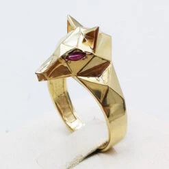 Devant -Vivalatina Boutiqe chevalieretetedelouporjaunerubis 8