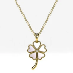 Collier Trèfle En Nacre Naturelle -Vivalatina Boutiqe colliertreflenacreorjaune18carats 1