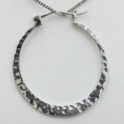 Créoles 30 Mm Or Martelé 10 Créoles 30 Mm Or Martelé -Vivalatina Boutiqe creoles 30 mm or blanc 18k martele 1