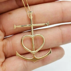 Croix Camarguaise En Or 18 Carats -Vivalatina Boutiqe croix camarguaise or jaune 6