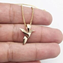 Collier & Pendentif Colibri En Or -Vivalatina Boutiqe pendentif colibri or 4