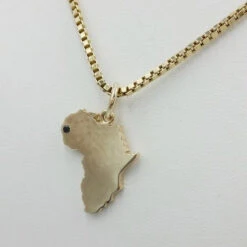 Pendentif Carte Afrique En Or 18k -Vivalatina Boutiqe pendentif afrique or jaune 18k et diamant noir 4