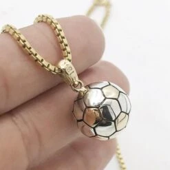 Collier Et Pendentif Ballon De Foot En Or -Vivalatina Boutiqe pendentif ballon foot 6