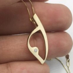 Pendentif Corse En Or 18 Carats -Vivalatina Boutiqe pendentif corse or 18k 7