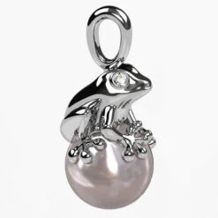 Pendentif Grenouille En Or -Vivalatina Boutiqe pendentif grenouille or blanc 18 carats 2 Copy