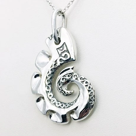 Pendentif Hameçon Polynésien 7 Pendentif Hameçon Polynésien – Image 5