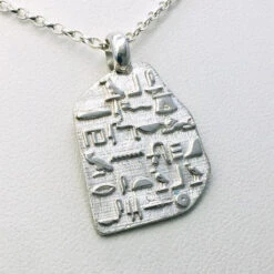 Pendentif Hiéroglyphe Égyptien -Vivalatina Boutiqe pendentif hieroglyphe egyptien or blanc 18 carats 2 C