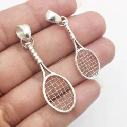 Pendentif Raquette De Tennis En Or -Vivalatina Boutiqe pendentif raquette tennis or blanc 18 carats Copy5