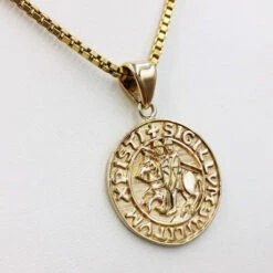Pendentif Templier En Or 25 Pendentif Templier En Or -Vivalatina Boutiqe pendentif templier or jaune 3