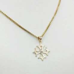 Pendentif Croix Occitane En Or 37 Pendentif Croix Occitane En Or -Vivalatina Boutiqe pendentifcroixoccitaneorjaune18caratsdiamant 2 Copy