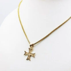Pendentif Croix Des Templiers En Or 15 Pendentif Croix Des Templiers En Or -Vivalatina Boutiqe pendentifcroixtempliersenorjaune18carats 3