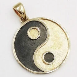 Collier Pendentif Yin Yang En Or 13 Collier Pendentif Yin Yang En Or -Vivalatina Boutiqe pendentifyinyangorjaune18carats 2
